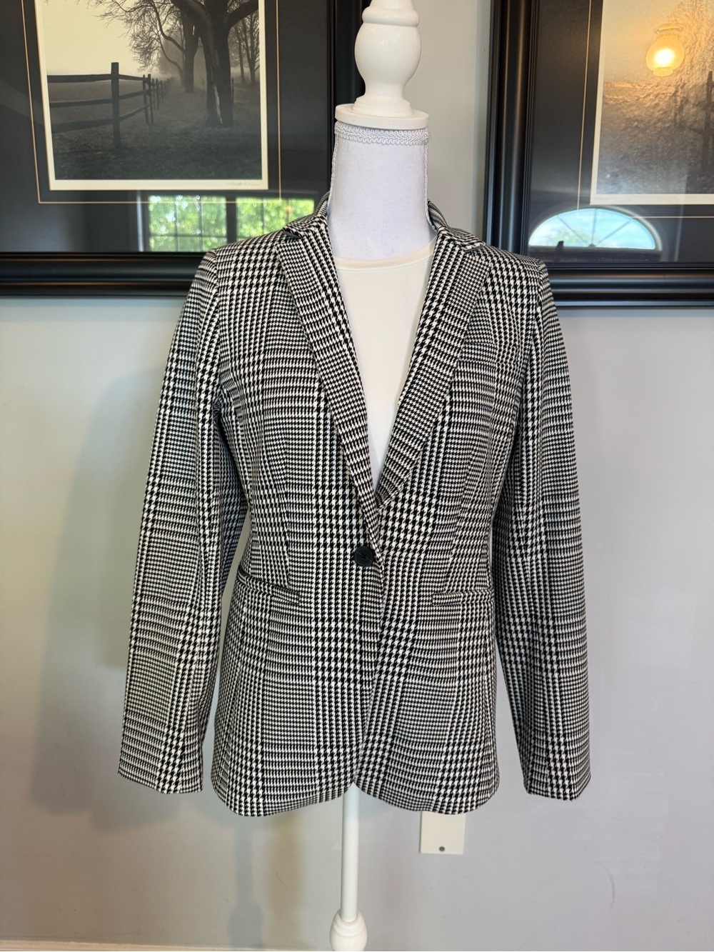 NWOT - Banana Republic Long and Lean Houndstooth Blazer